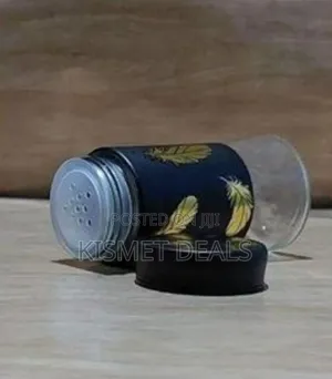*Seasoning Salt Shaker*