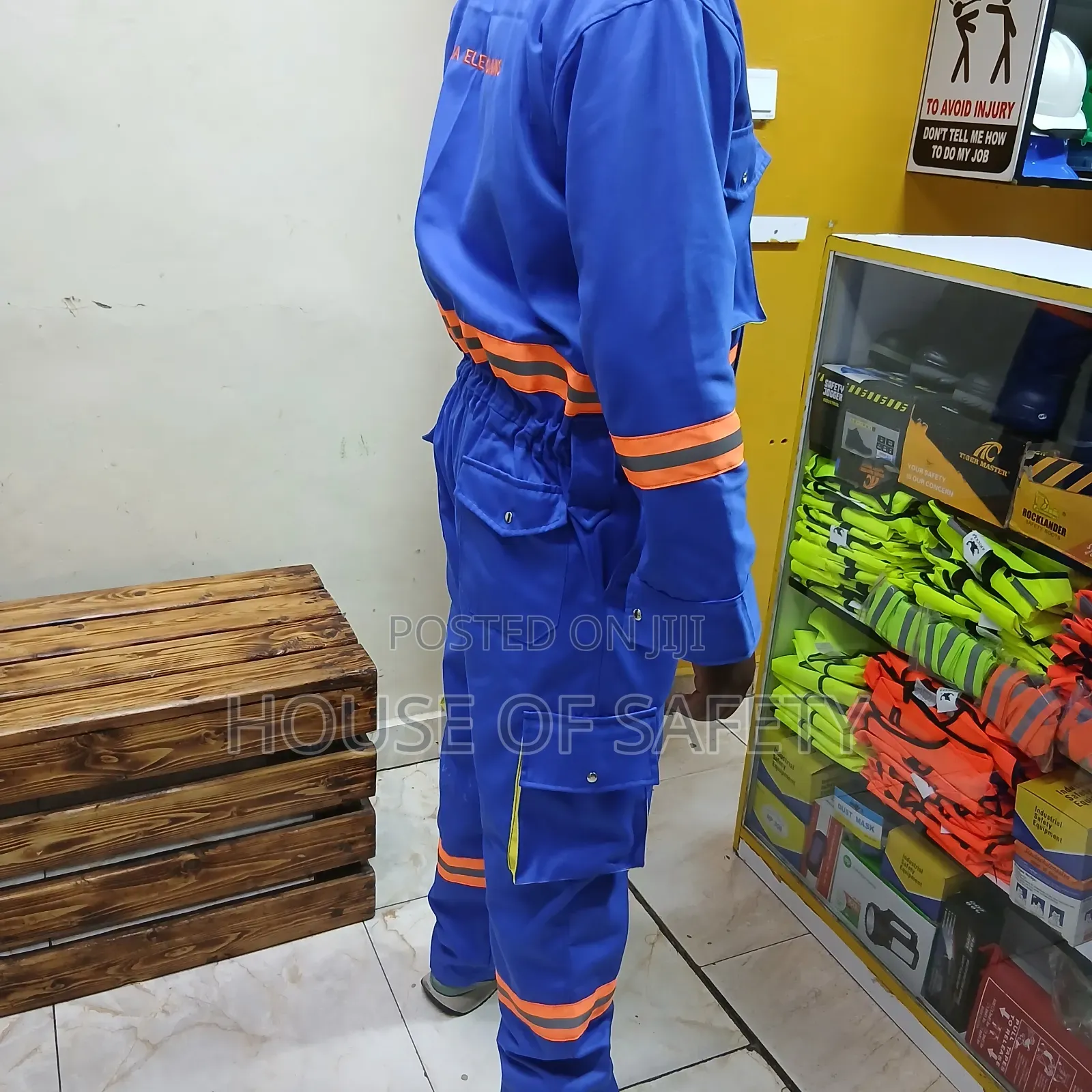 Committee Cargo Overall