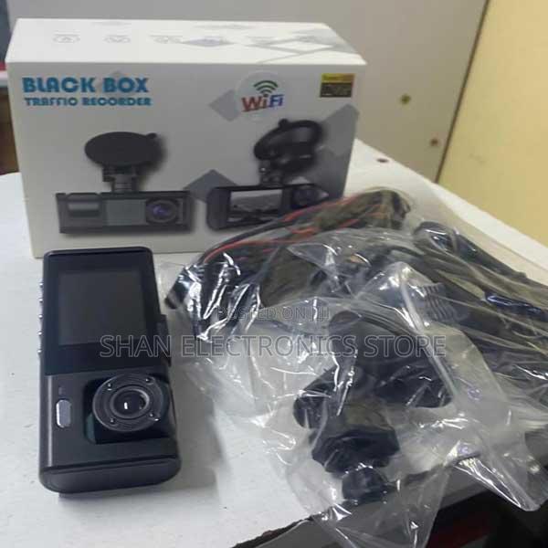 Loop Recording 1440p+1080p+1080p Car Dashboard Camera Recorder 3.0 LCD
