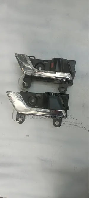Toyota Mark X Inner Handles