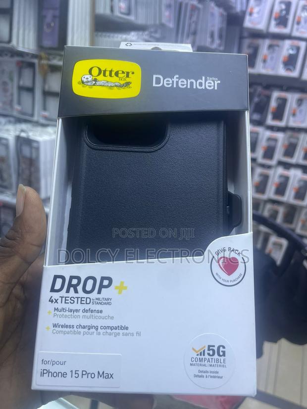 Otterbox Defender Case For iPhone 15pro Max - main view