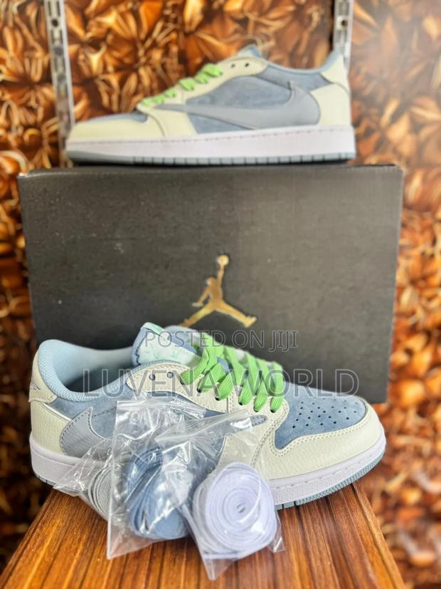 Travis Scot Fragment - thumbnail 3