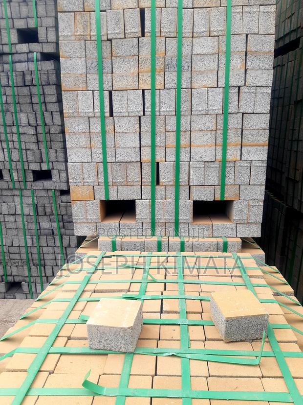 Cobblestones Cabro - thumbnail 2