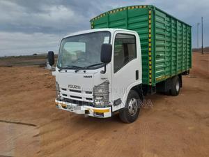 Isuzu NMR 2022 - main view