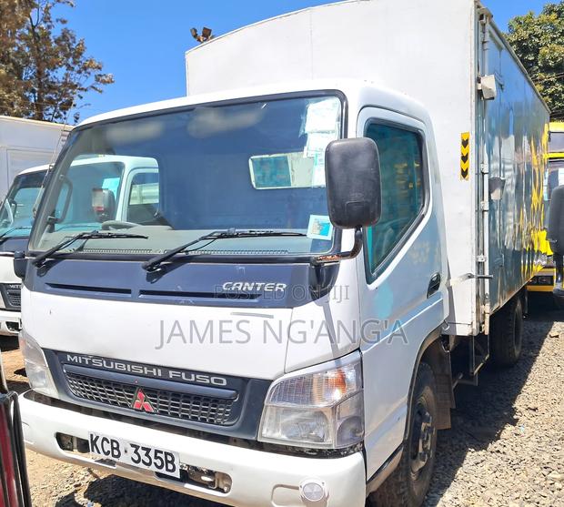 Mitsubishi Canter 4d34 - main view