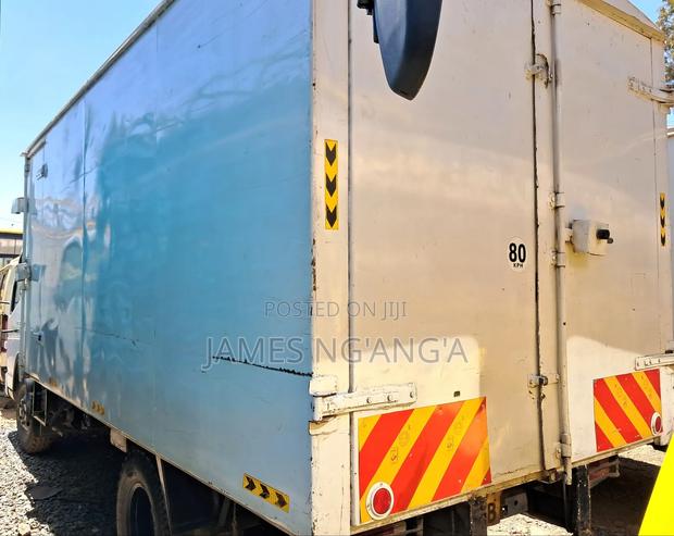 Mitsubishi Canter 4d34 - thumbnail 4