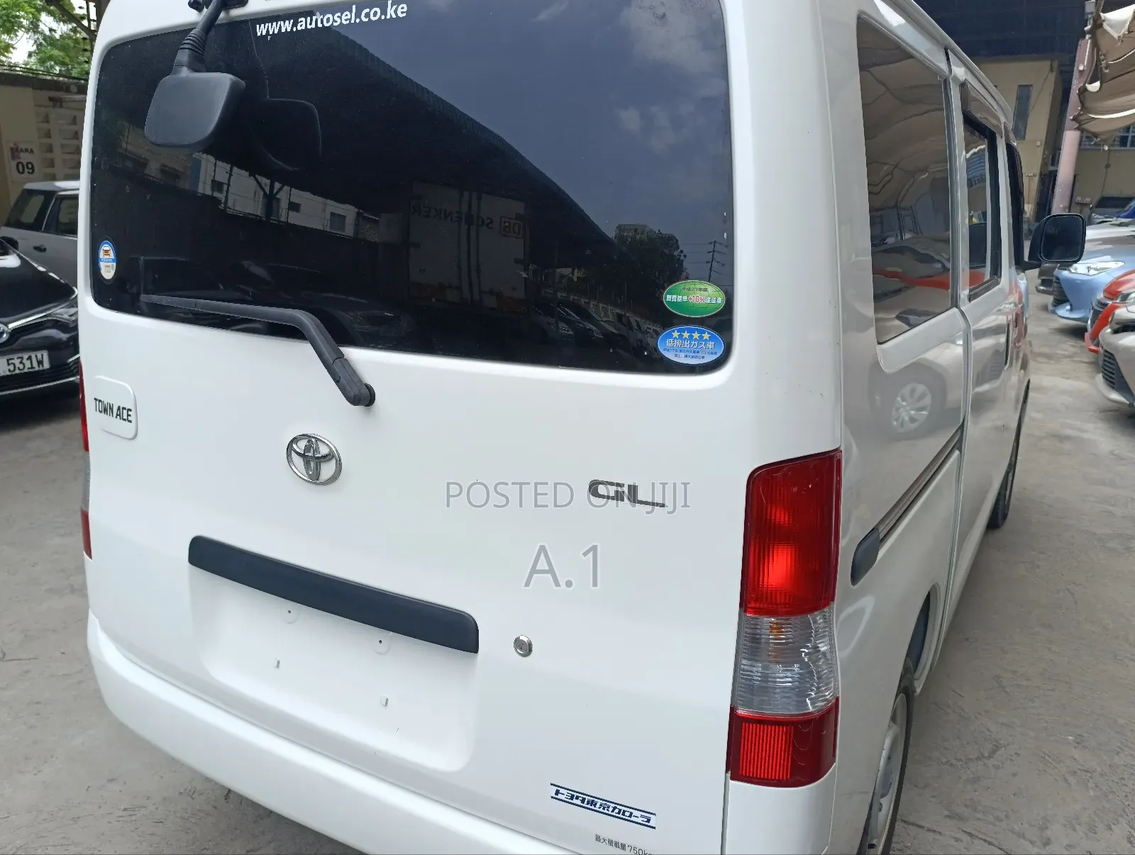 Toyota TownAce 2018 White