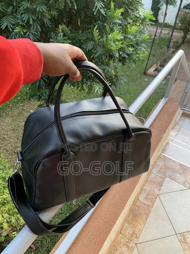 Stylish Black Duffel Bag - thumbnail 3