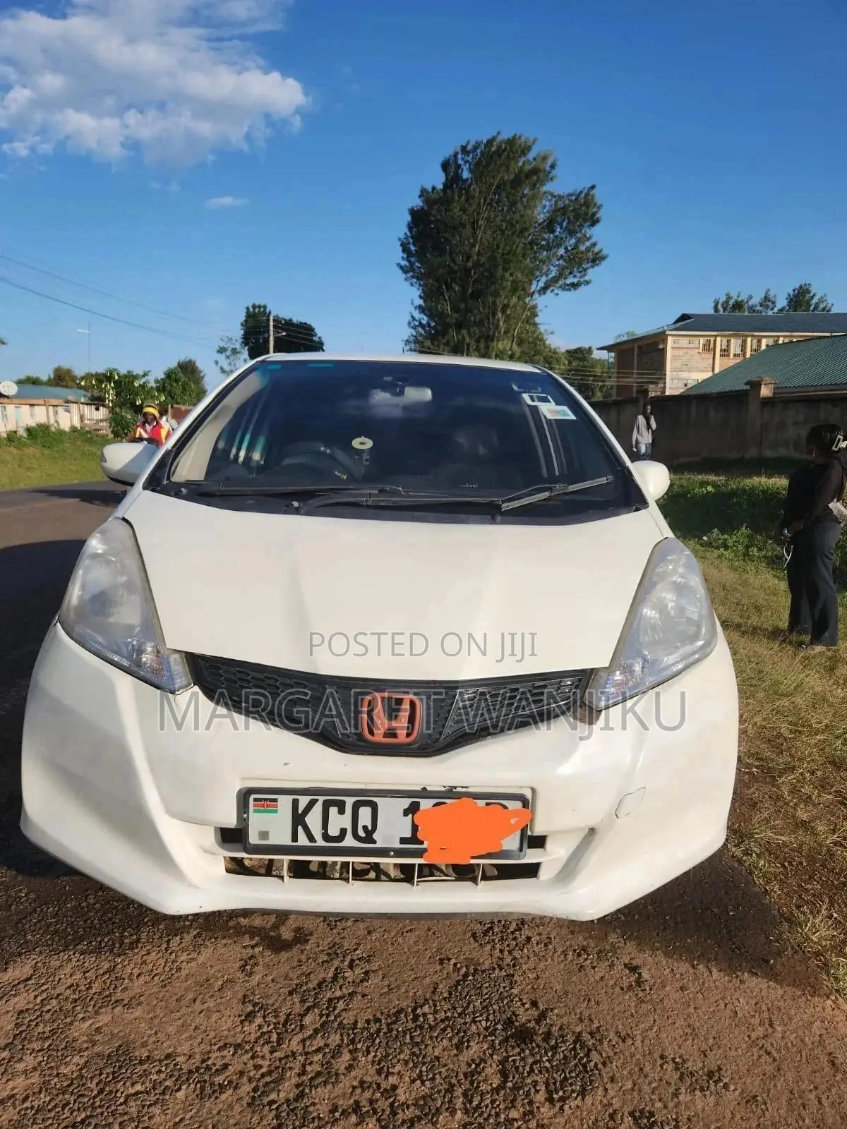 Honda Fit Automatic 2011 Pearl