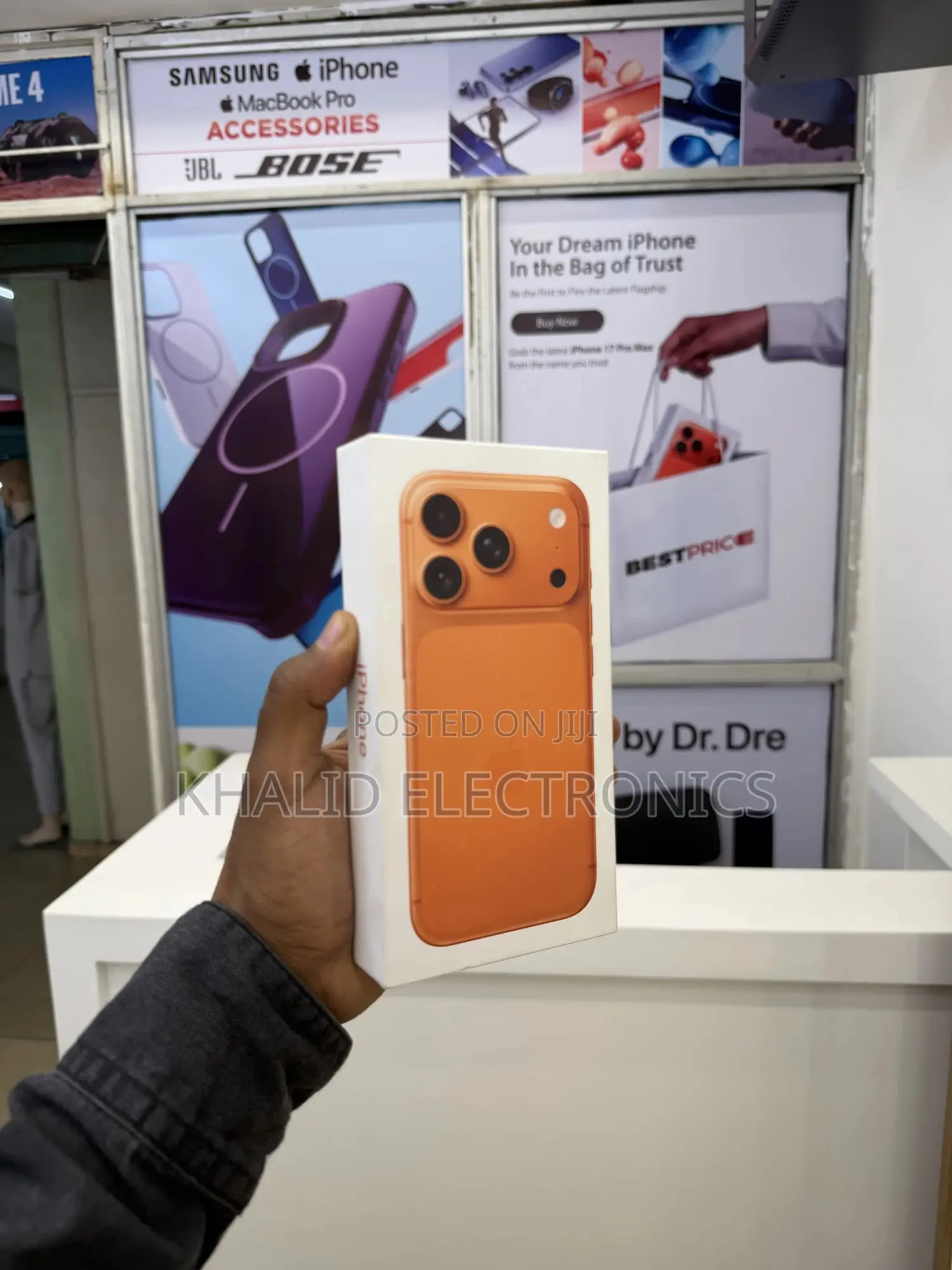 New Apple iPhone 17 Pro 256 GB Orange