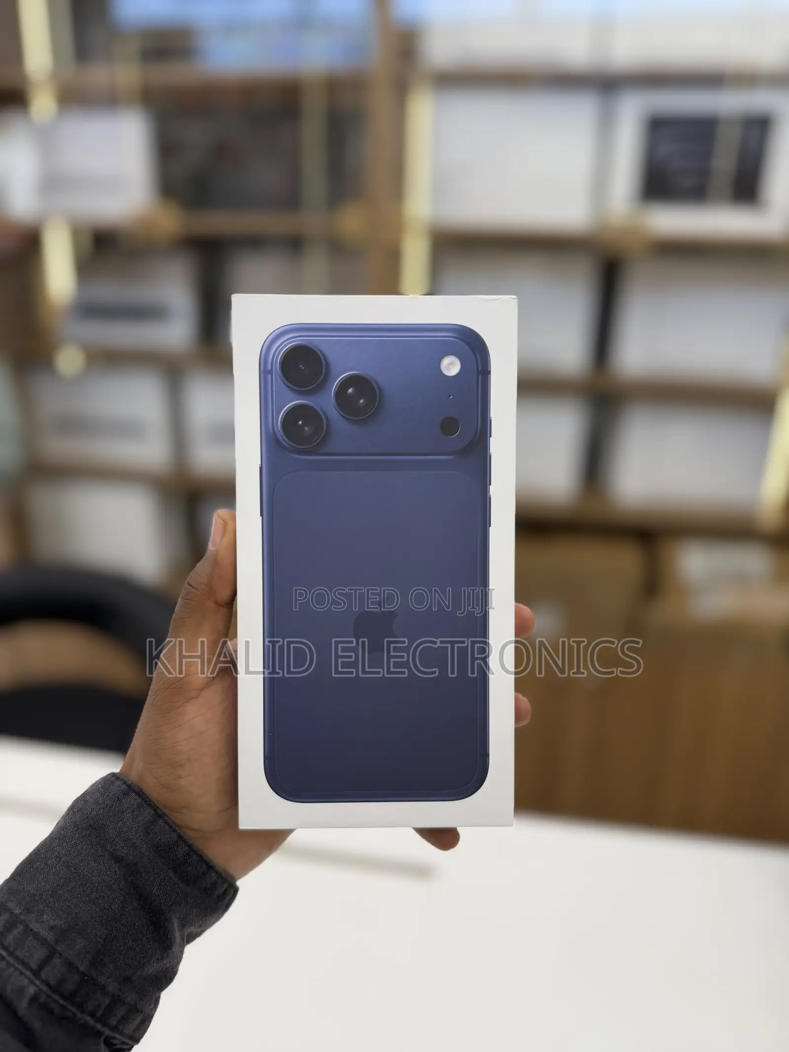New Apple iPhone 17 Pro 256 GB Blue