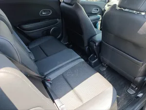 Honda Vezel 1.5 Hybrid 2WD 2019 Black