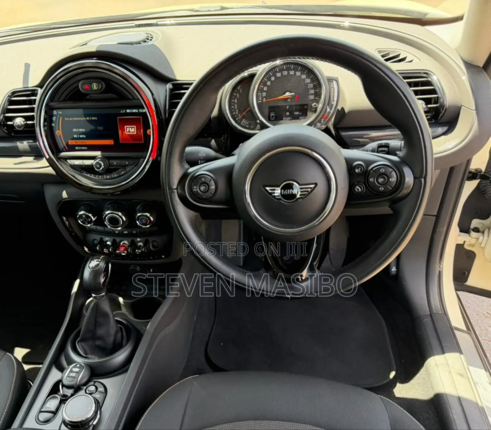 Mini Clubman 2019 White