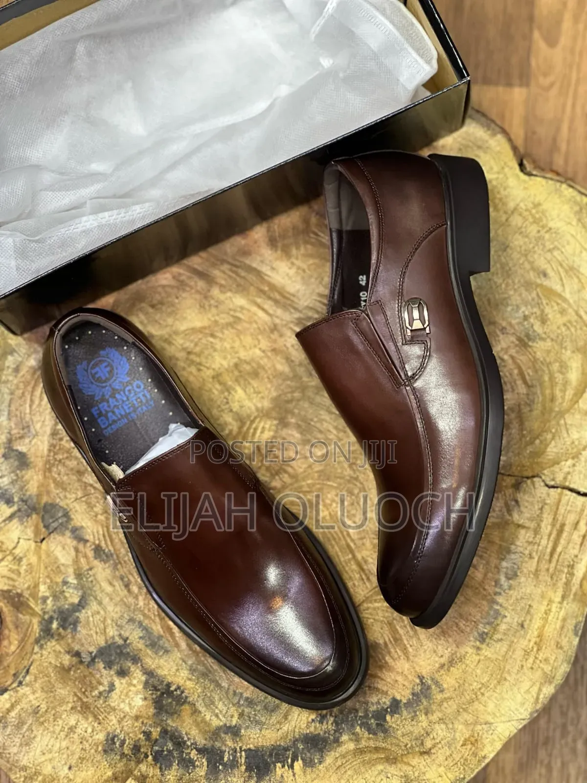 Brown Men Leather Derby Shoes.