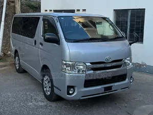 Toyota HiAce 2019 Silver