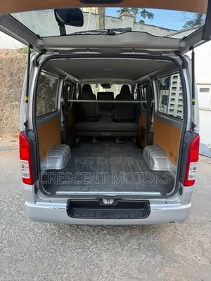 Toyota HiAce 2019 Silver