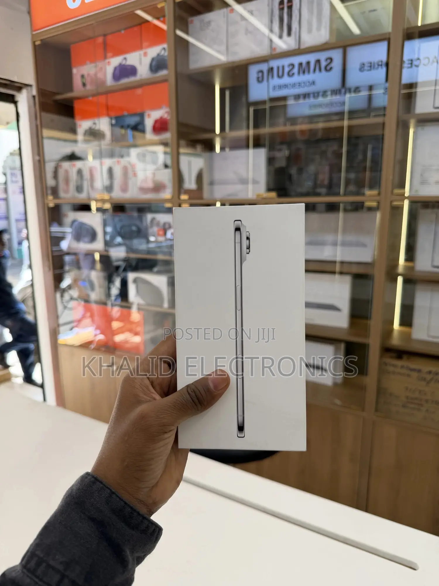 New Apple iPhone Air 256 GB Silver