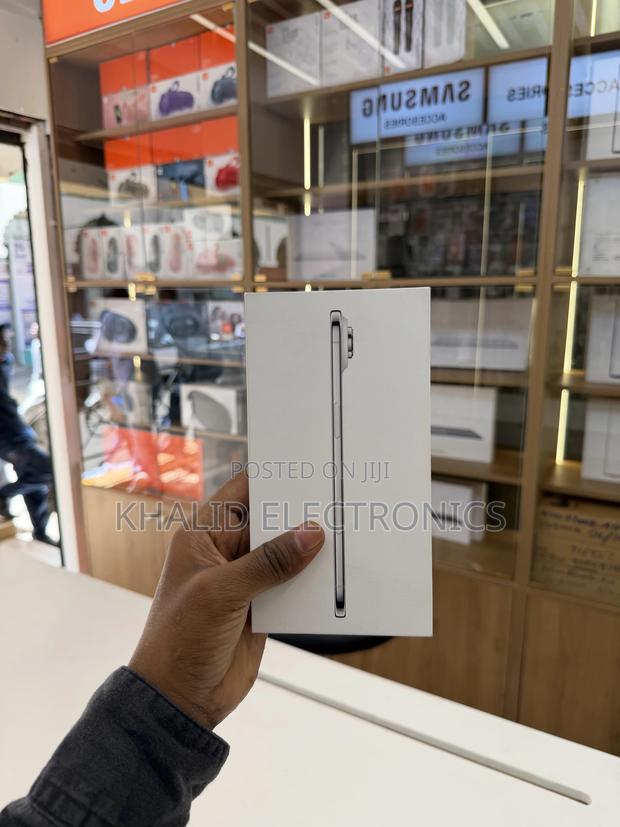 New Apple iPhone Air 256 GB Silver - thumbnail 2