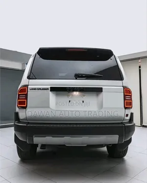 Toyota Land Cruiser Prado 2024 White