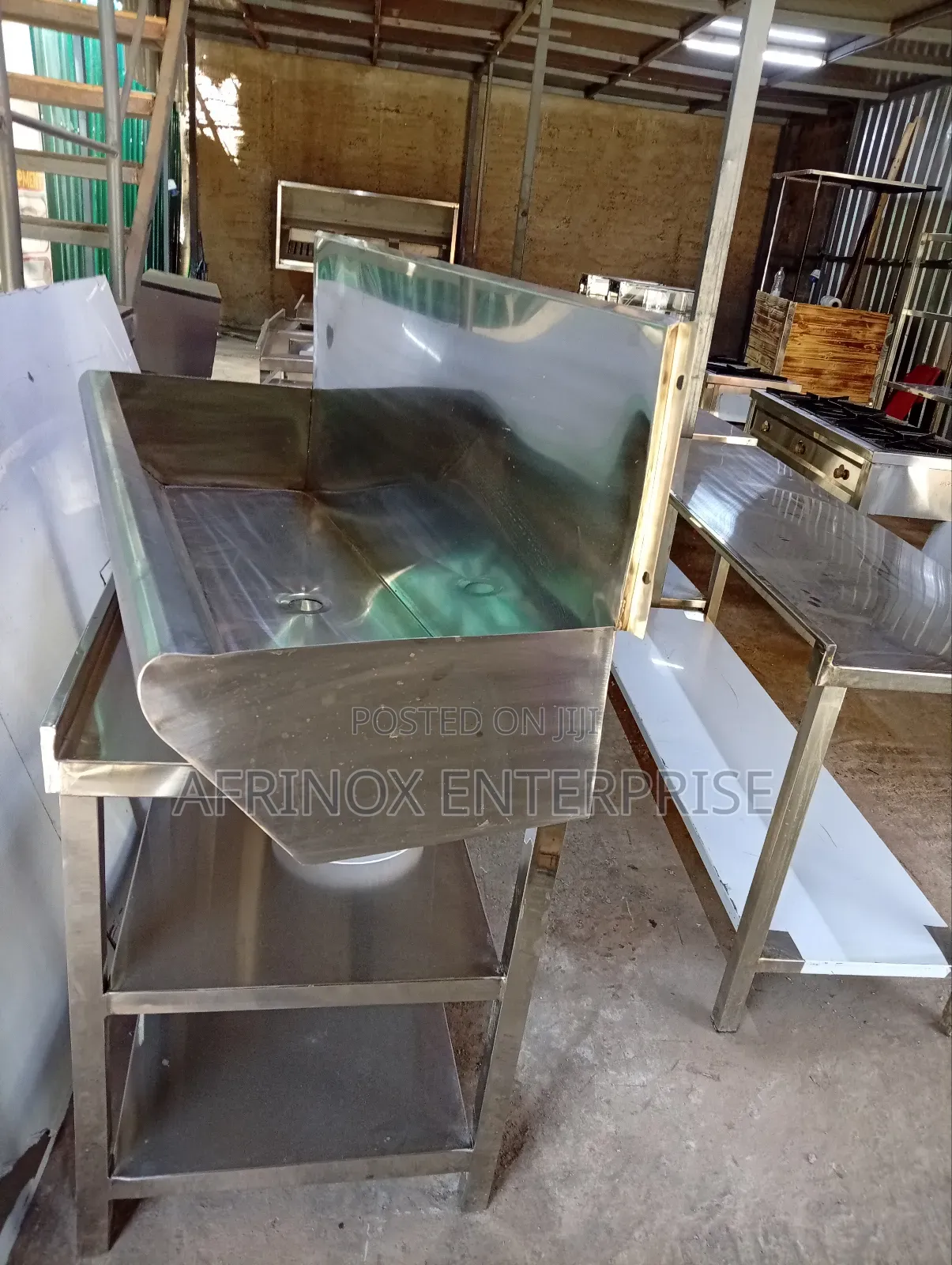 Hospital Scrubbing Sink