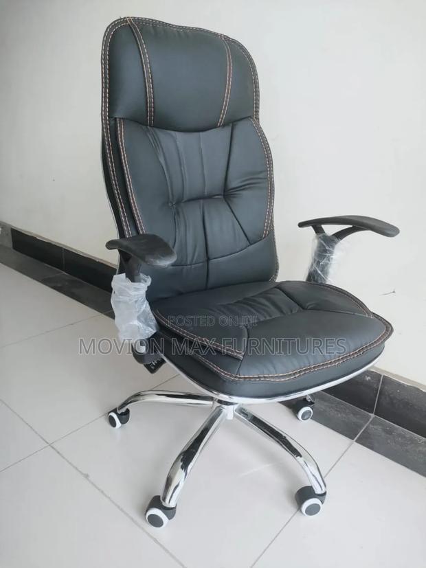 Comfort Leather Office Chair - main view
