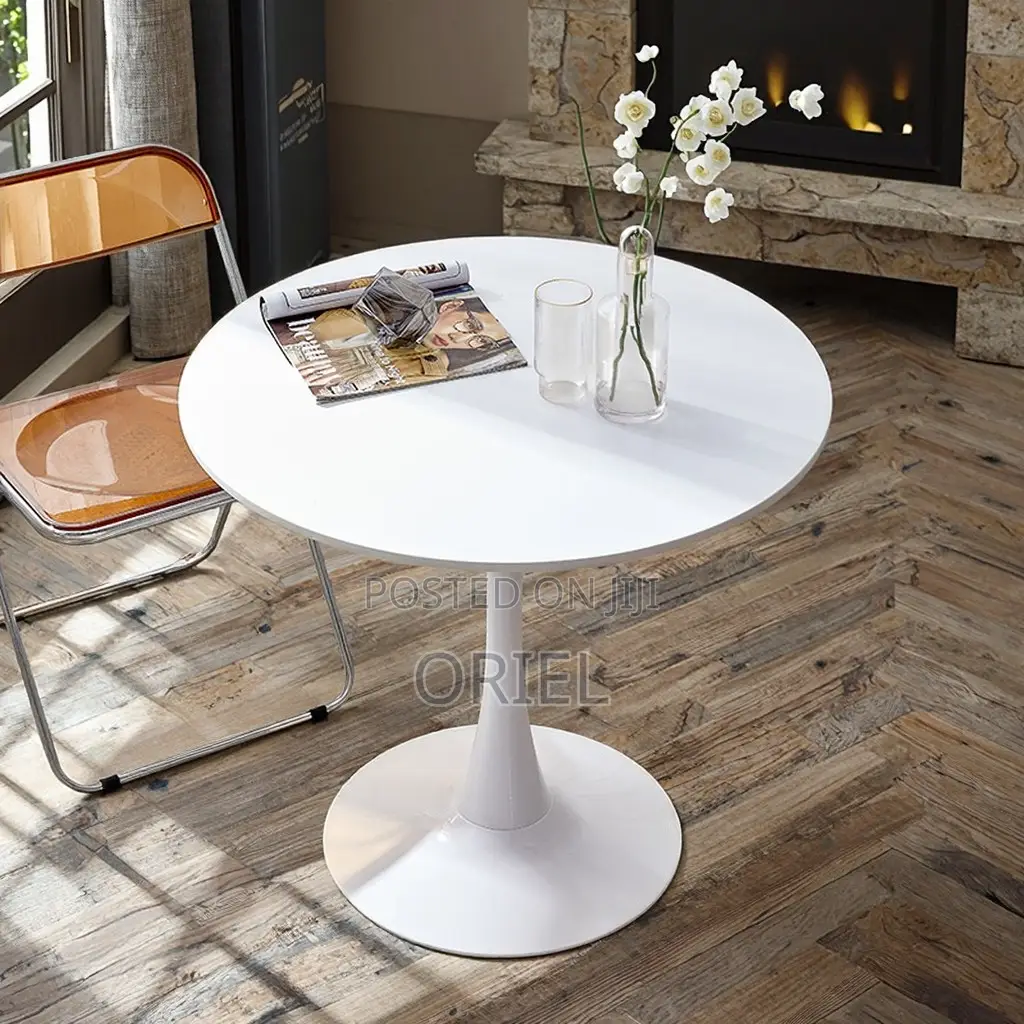 White Round Eames Home Dining Table
