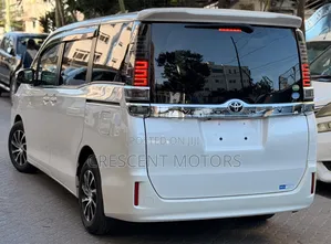 Toyota Voxy 2019 White