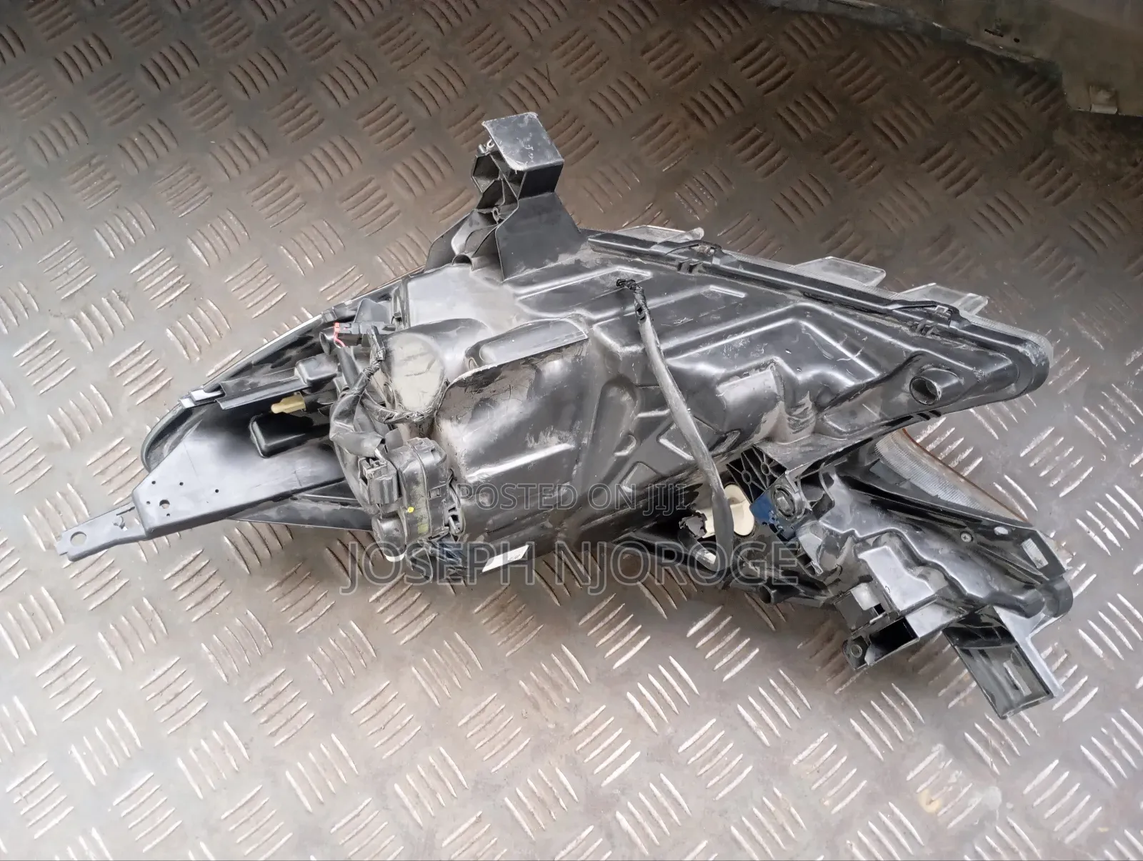 Nissan Note E12 Headlight Non Zenon