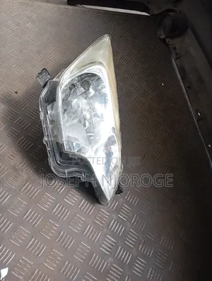 Ractis 2012 Headlight Non Zenon
