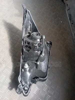 Ractis 2012 Headlight Non Zenon