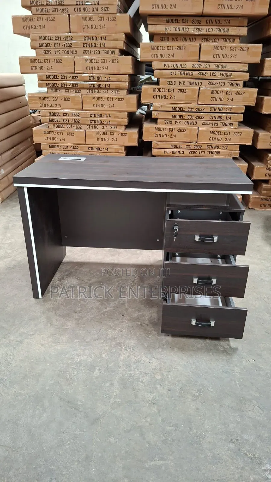 Executive Imported Modern Office Desk 1200mm By 600mm