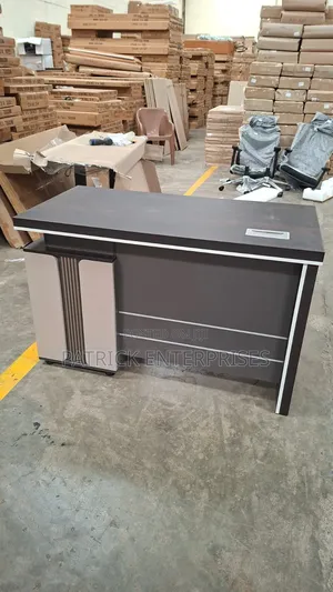 Executive Imported Modern Office Desk 1200mm By 600mm