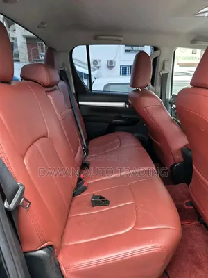 Toyota Hilux 2020 Black