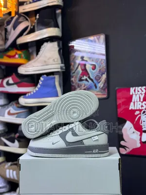 Air Force 1 Crock Grey.