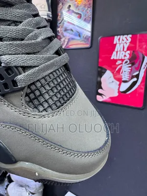 Nike Air Jordan 4 Retro “Cave Stone”