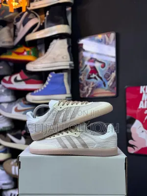 Adidas Samba Og Sneaker With A Beige Textured
