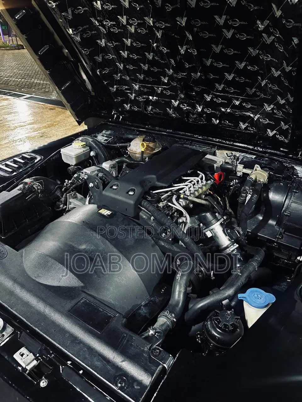 Land Rover Defender Puma 110 2.4 TD 2009 Black