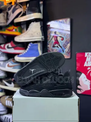 Nike Air Jordan 4 Retro “Black Cat”