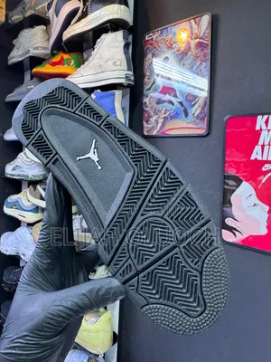 Nike Air Jordan 4 Retro “Black Cat”