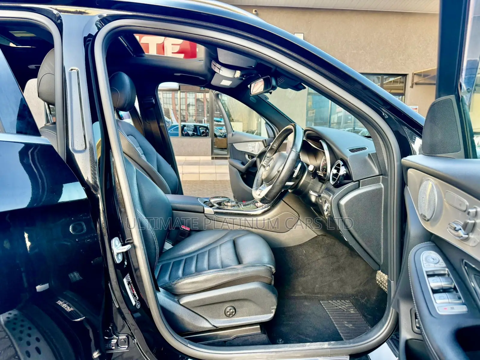 Mercedes-Benz GLC-Class 2019 Black