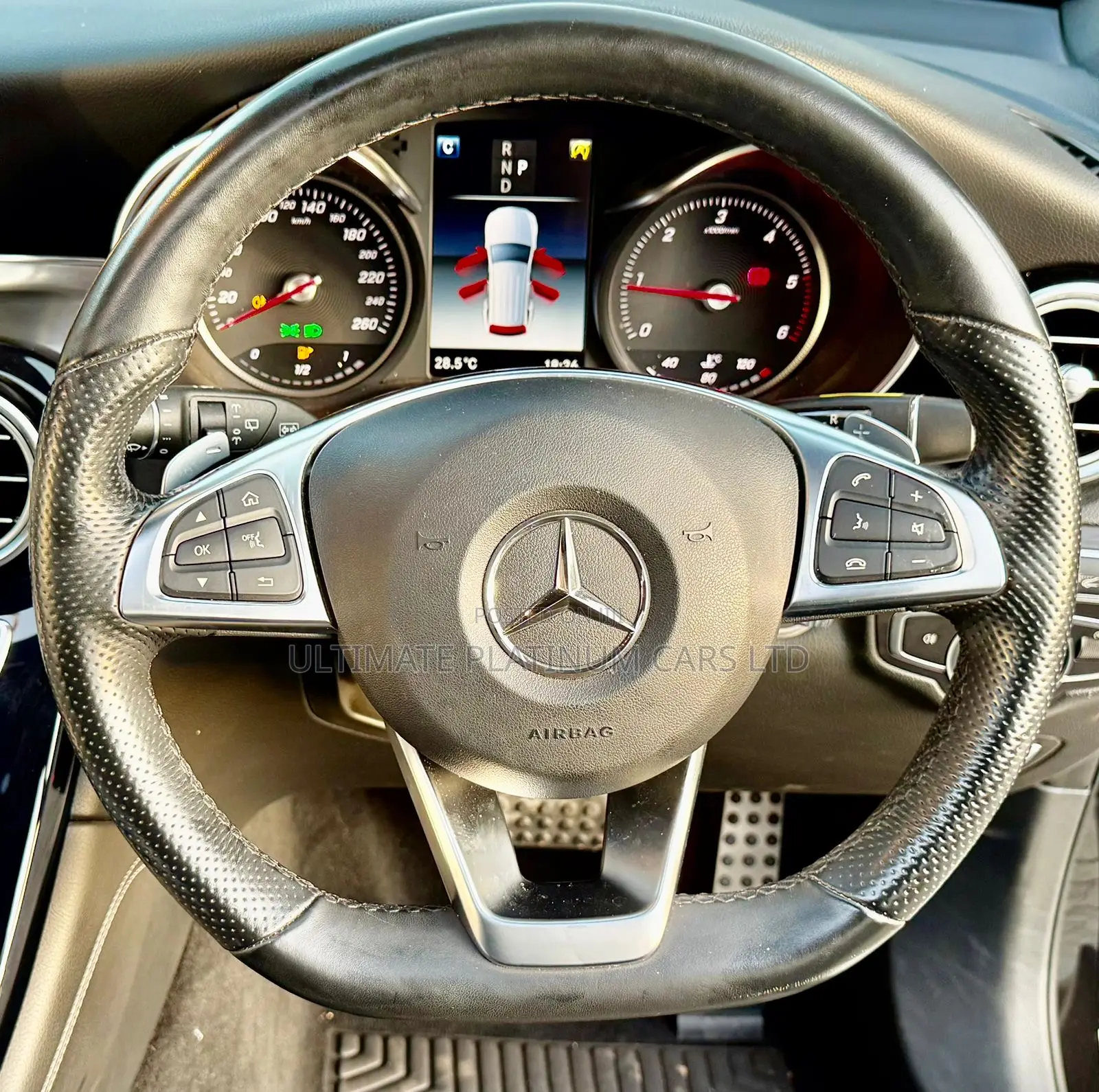 Mercedes-Benz GLC-Class 2019 Black