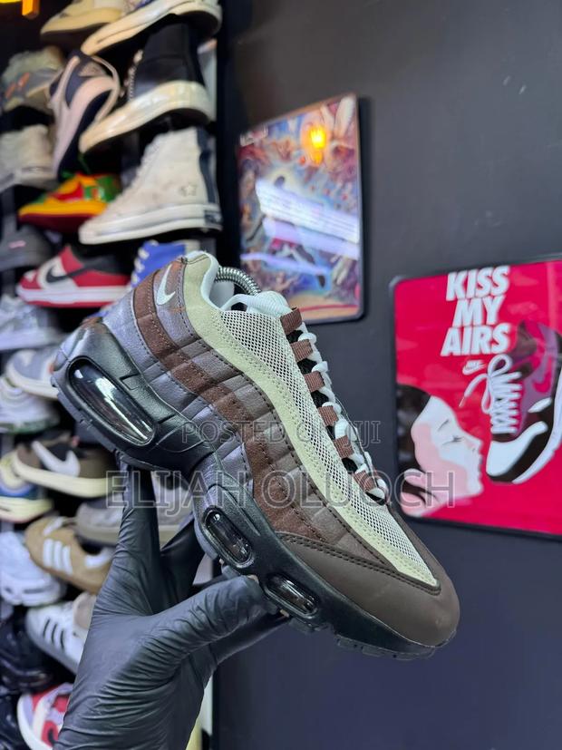 Nike Air Max 95 “Velvet Brown” - main view