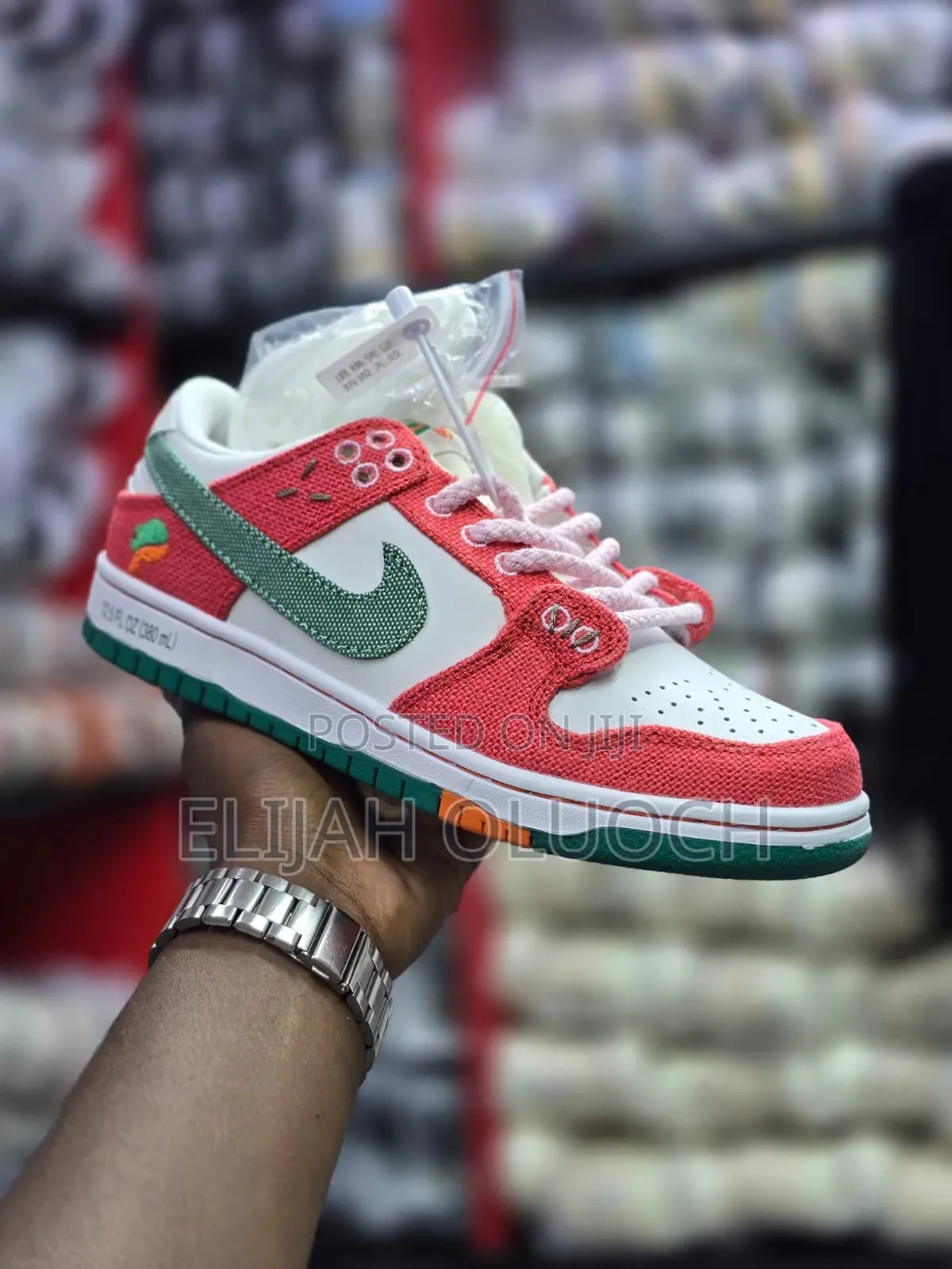 Nike Sb Dunk Low X Frame Skate “Habibi”.