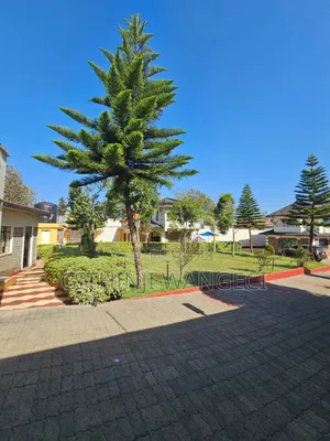 5bdrm Maisonette in Kibiko, Kibiku for sale