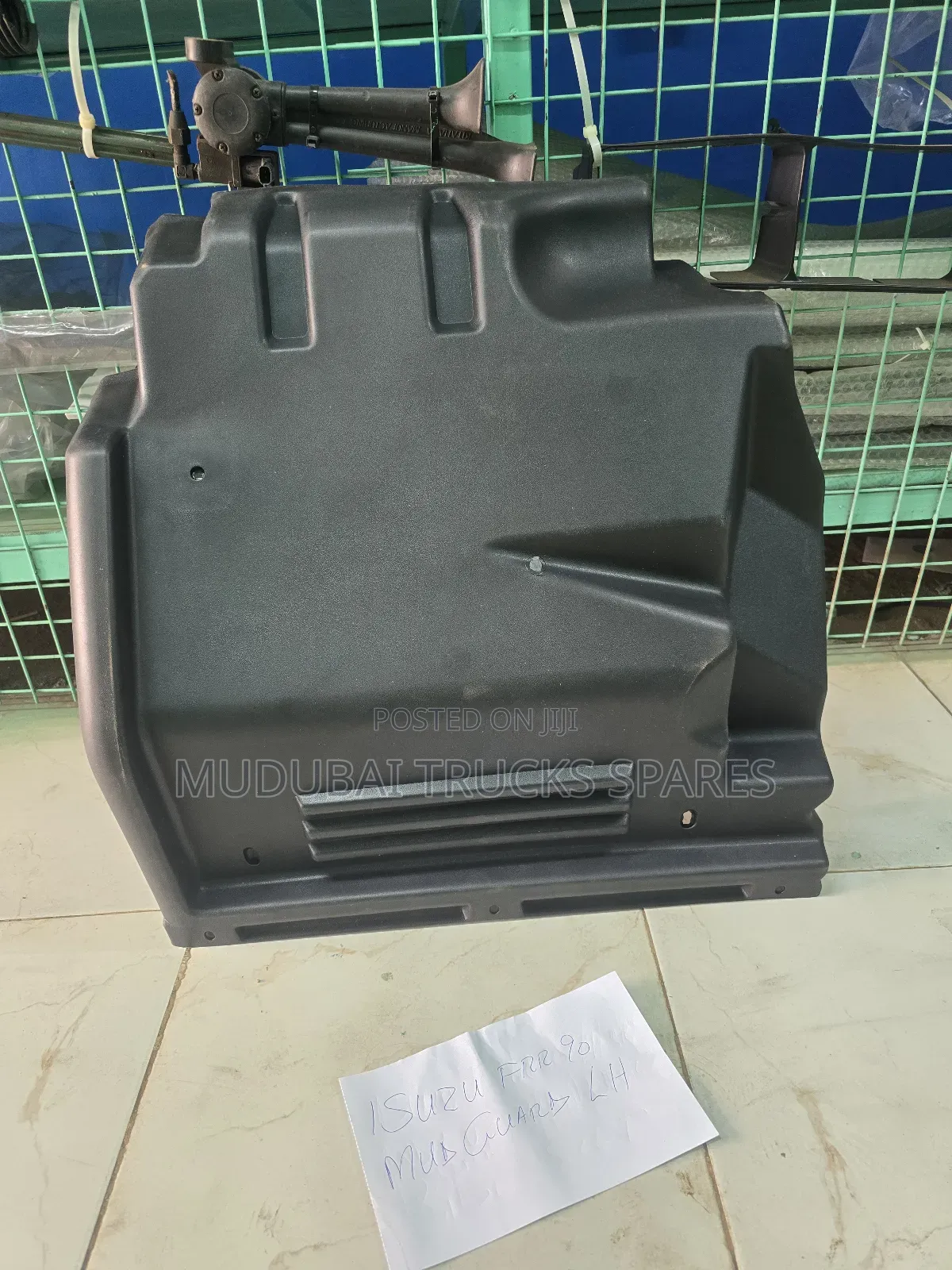 Isuzu Frr90(Slyqueen) LHS Front Mudguard