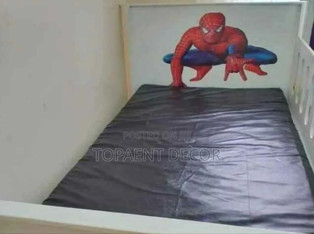 4 By 6 Kids Suitable Urine Mackintosh Mattress Cover