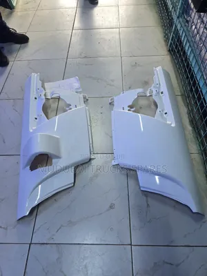 Isuzu Frr90, Fvz90 Ftr90 Corner Panel