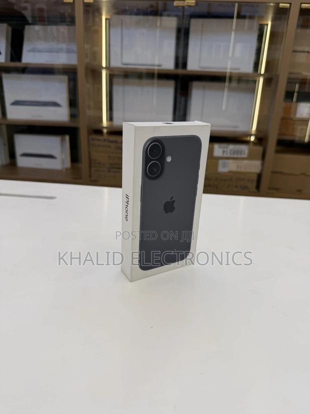 New Apple iPhone 17 256 GB Black - thumbnail 2