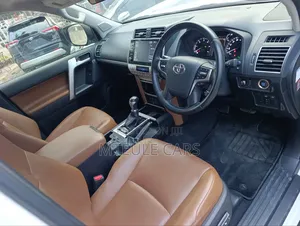 Toyota Land Cruiser Prado 2021 Pearl