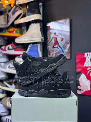 Nike Air Jordan 4 Retro “Black Cat”
